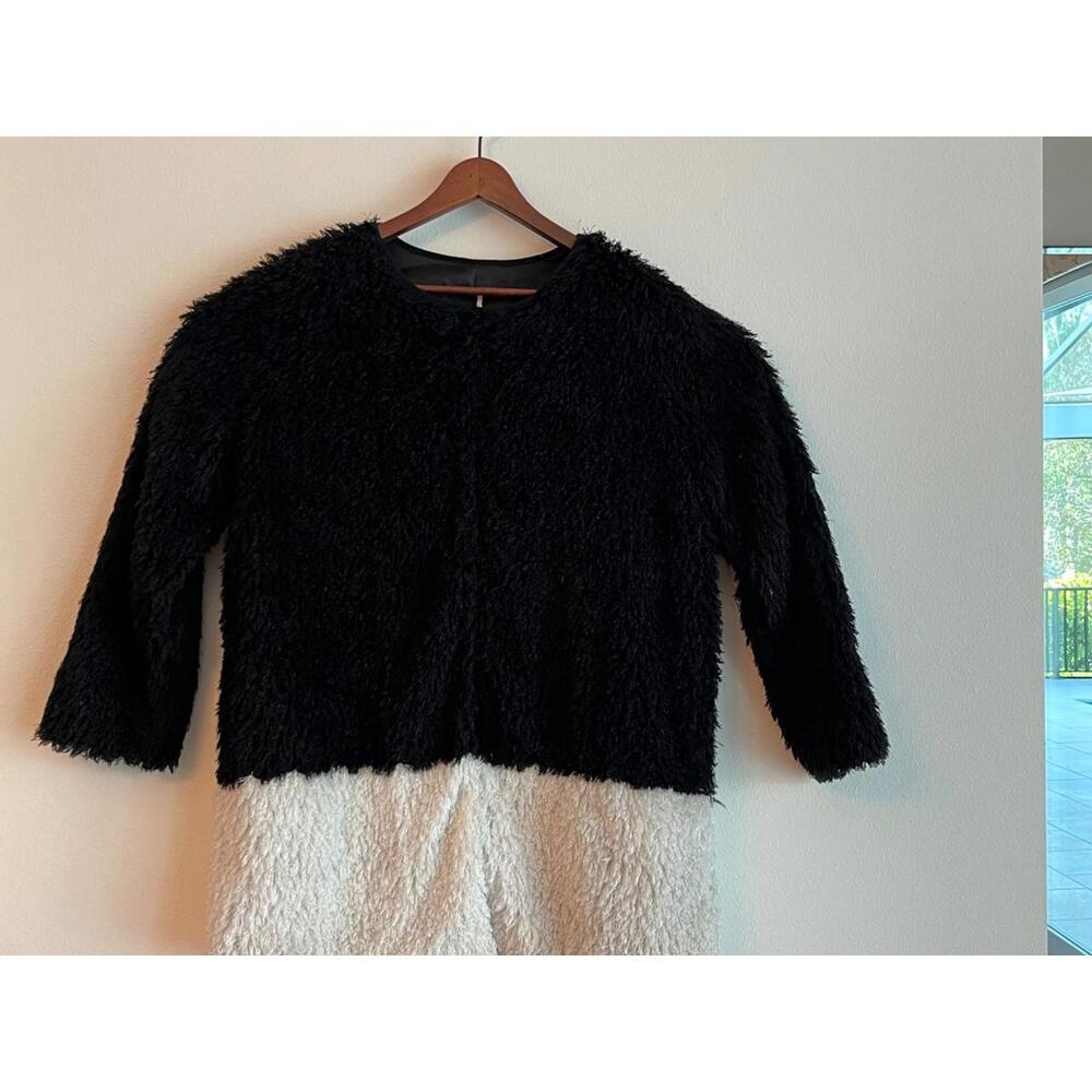 Hazel Hazel Black/Cream Sweater/Cardigan/Coat Size L NWT